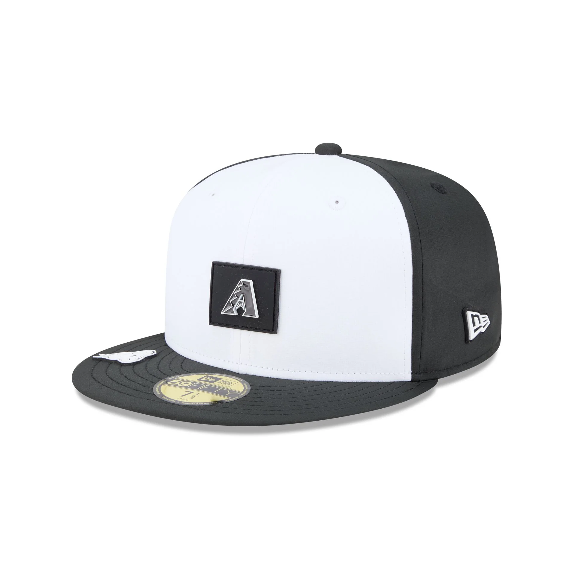Arizona Diamondbacks 2026 Clubhouse Black & White 59FIFTY Fitted Hat - Image 3
