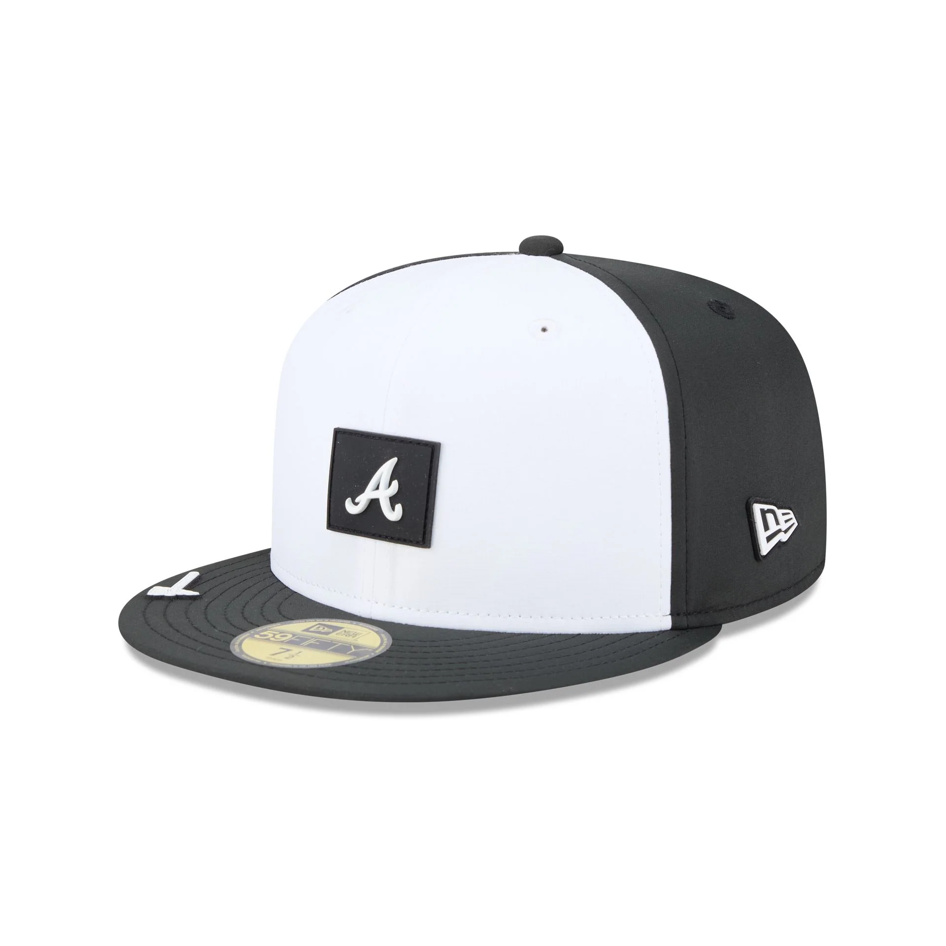 Atlanta Braves 2026 Clubhouse Black & White 59FIFTY Fitted Hat - Image 3