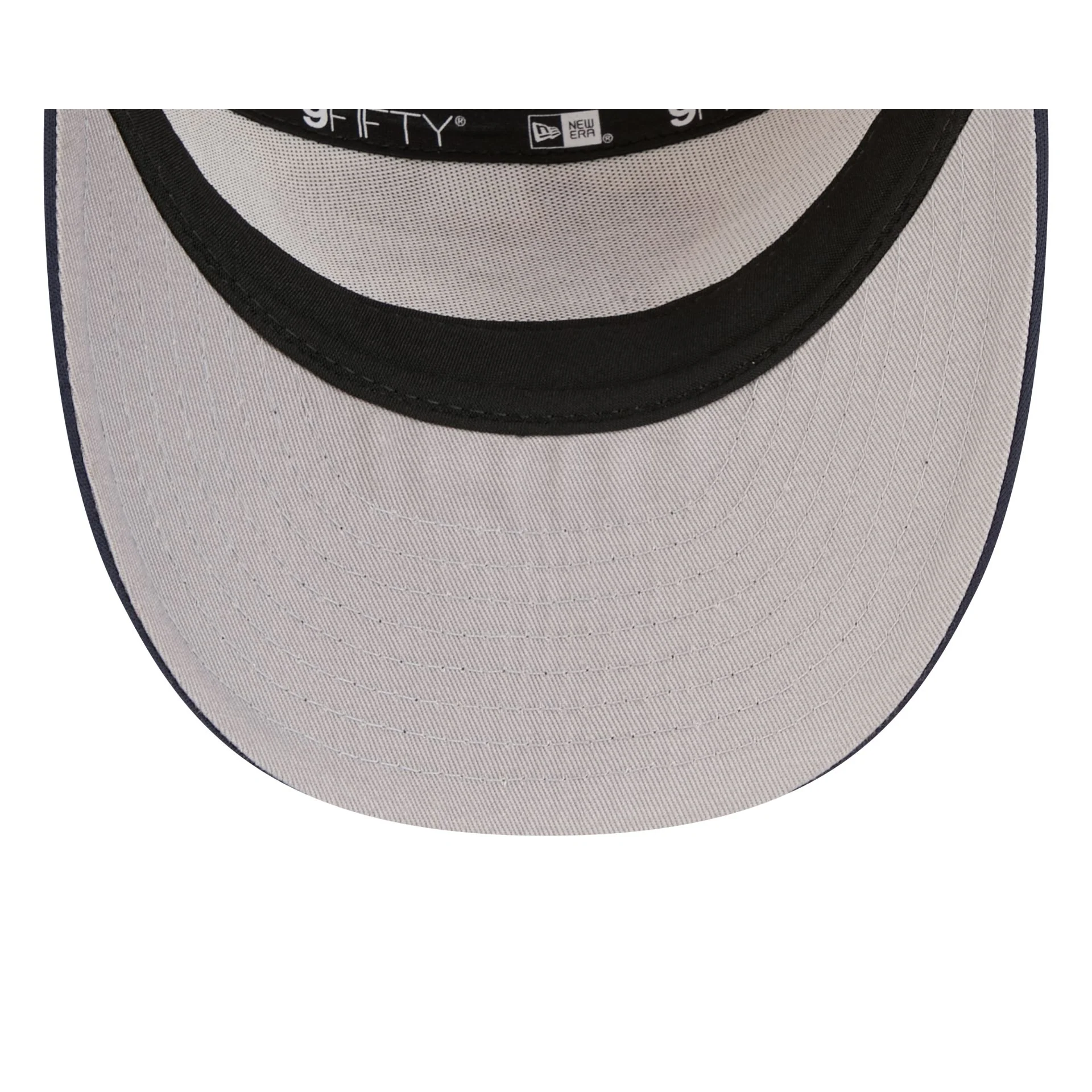 Atlanta Braves Blocked Split Panel 9FIFTY Trucker Hat - Image 7