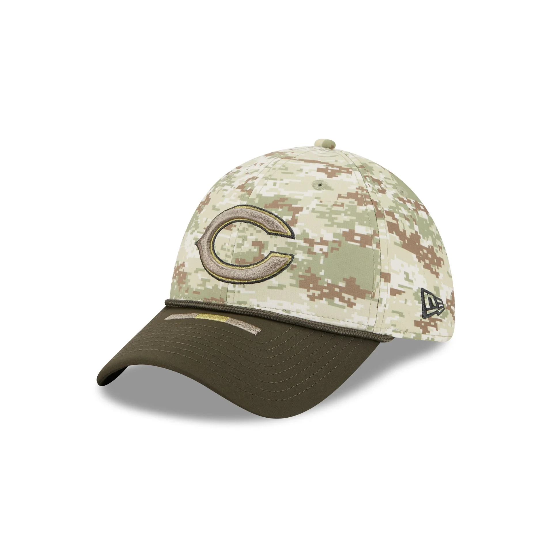 Chicago Bears 2025 Salute to Service Digi Camo 39THIRTY Stretch Fit Hat - Image 3