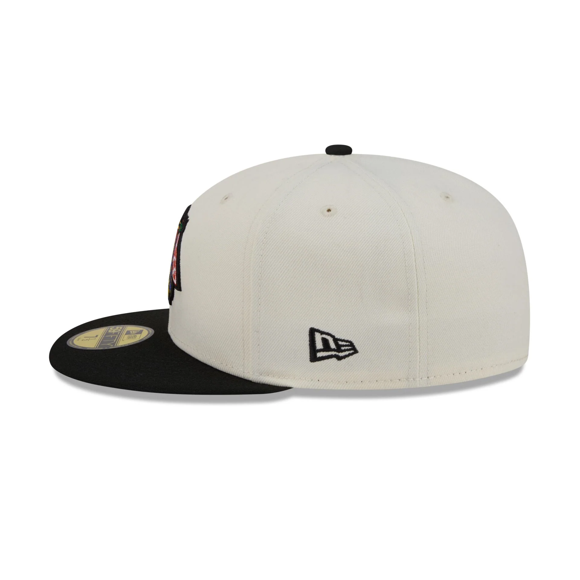 Chicago Blackhawks Chrome White Basic 59FIFTY Fitted Hat - Image 4