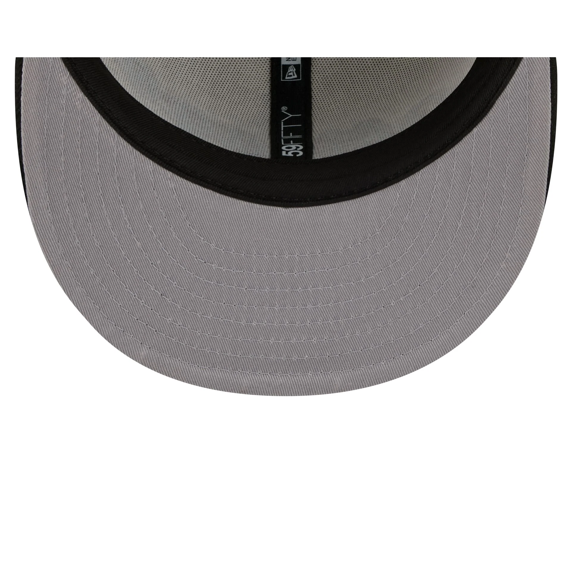 Chicago Bulls 2025 City Edition Chrome White Corduroy 59FIFTY Fitted Hat - Image 7