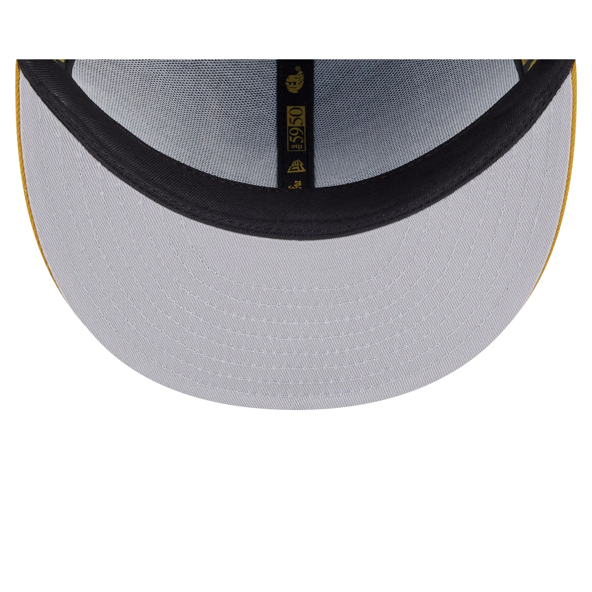 Chicago Bulls Metallic Gold Logo 59FIFTY Fitted Hat - Image 7