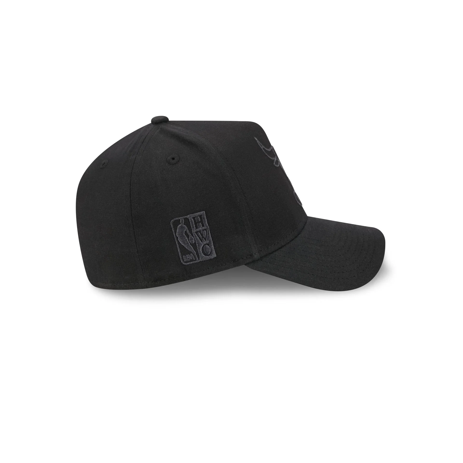 Chicago Bulls Waxed Canvas Black 59FORTY A-Frame Fitted Hat - Image 4