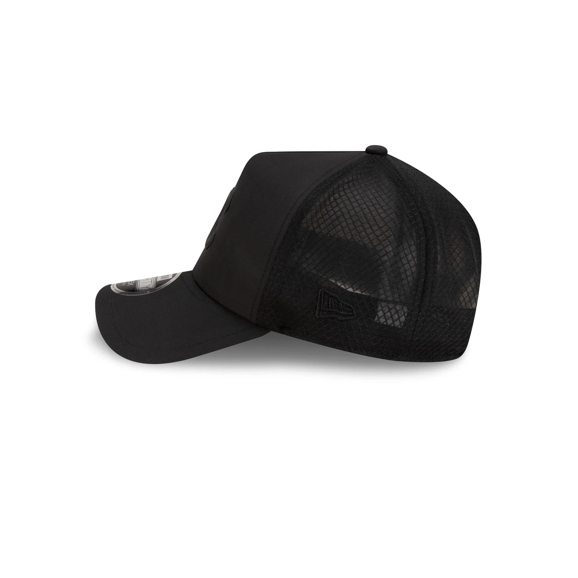 Chicago Cubs 2026 Batting Practice Black 9FORTY APEX Trucker Hat - Image 4