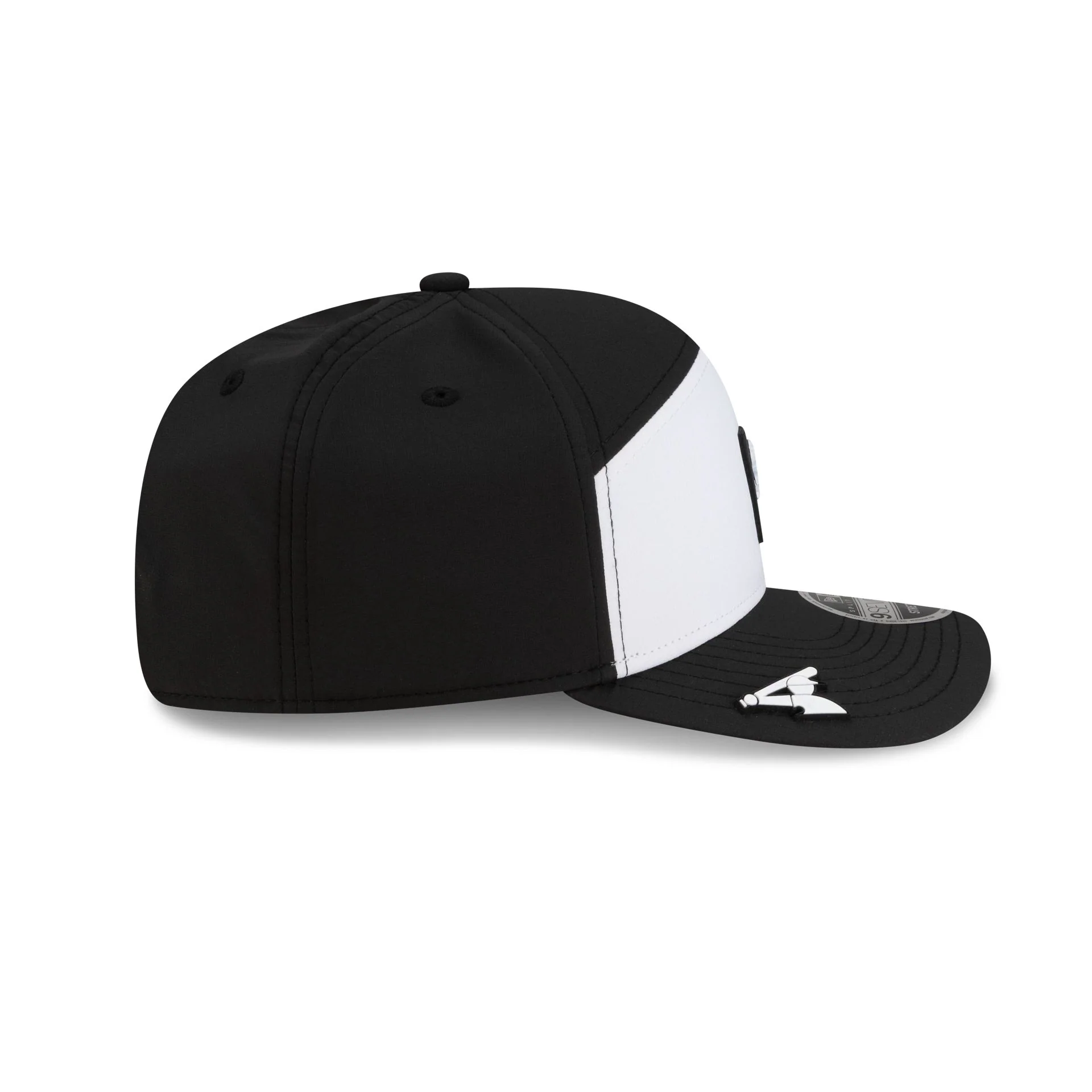 Chicago White Sox 2026 Clubhouse Black & White Split Panel 9SEVENTY Stretch-Snap Hat - Image 4