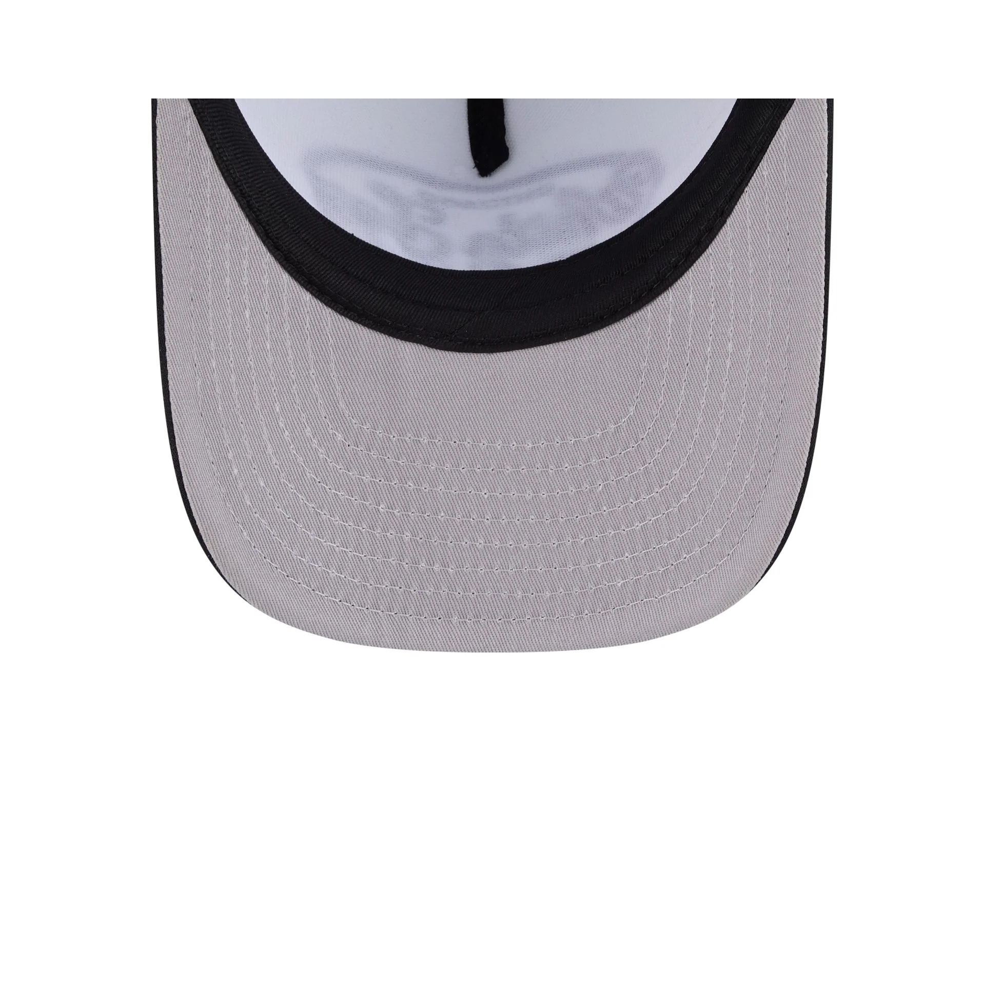 Chicago White Sox Chrome 59FIFTY Fitted Trucker Hat - Image 7