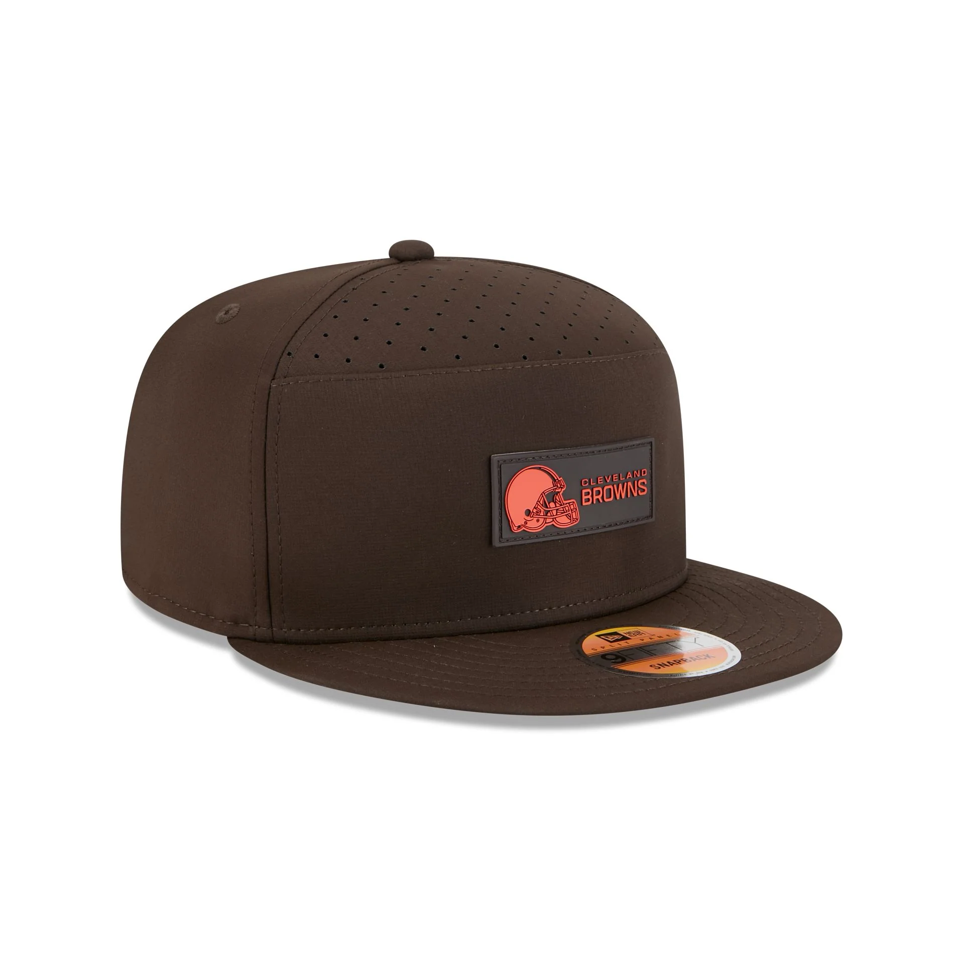Cleveland Browns 2025 Sideline Hot Weather Split Panel 9FIFTY Snapback Hat - Image 3