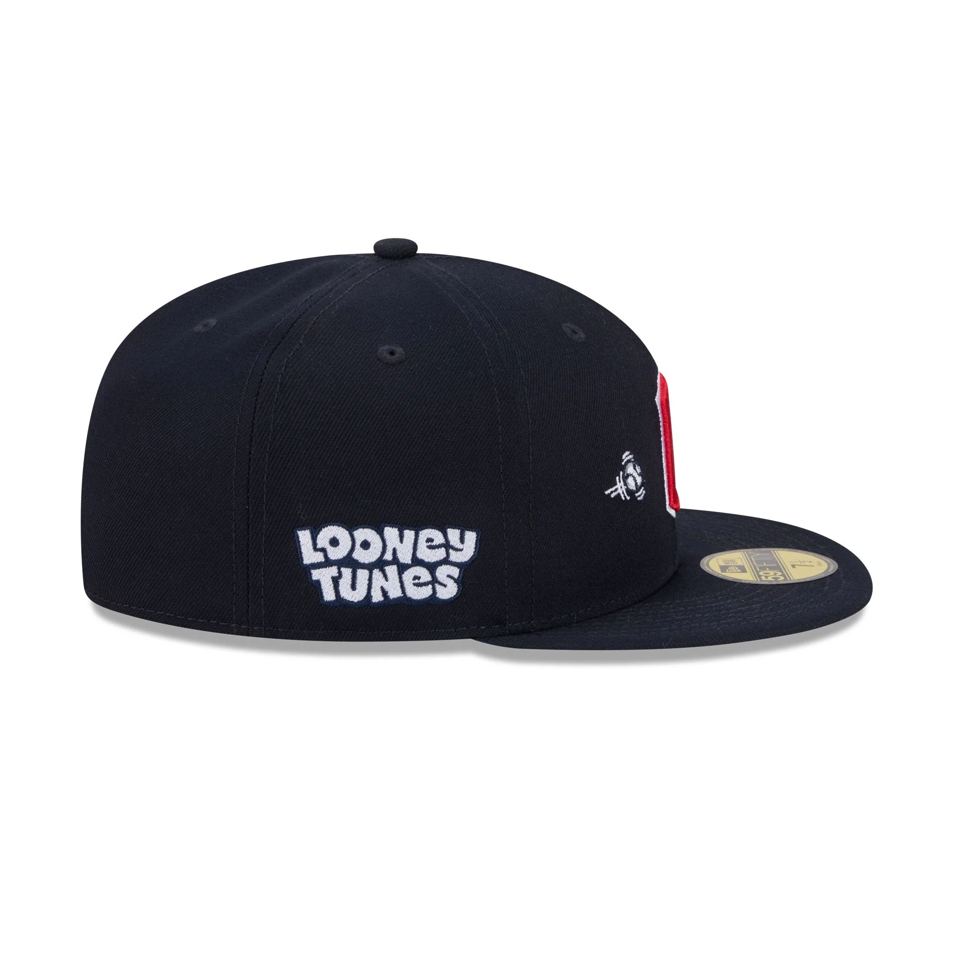 Cleveland Guardians Bugs Bunny Swing 59FIFTY Fitted Hat - Image 4