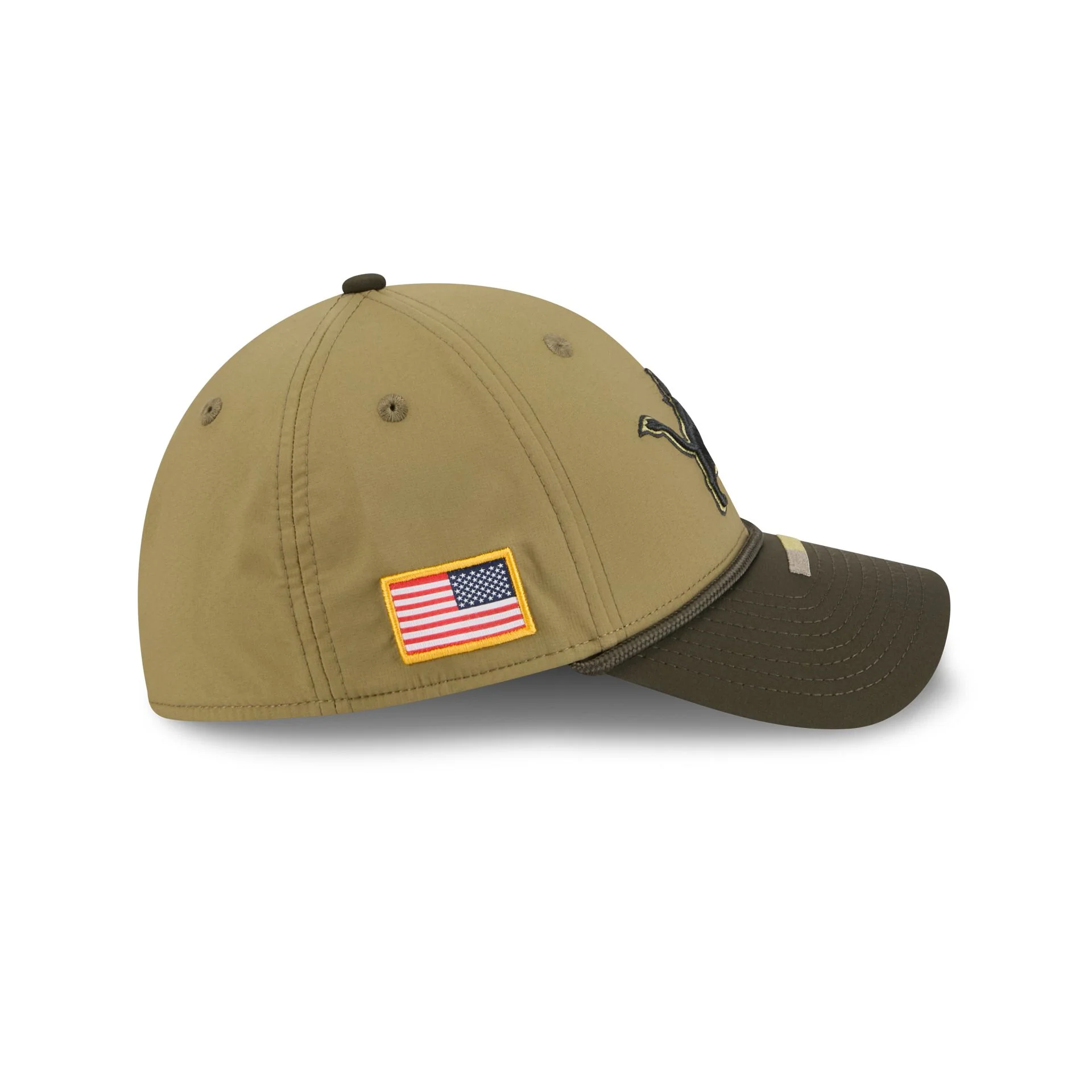 Detroit Lions 2025 Salute to Service 39THIRTY Stretch Fit Hat - Image 4