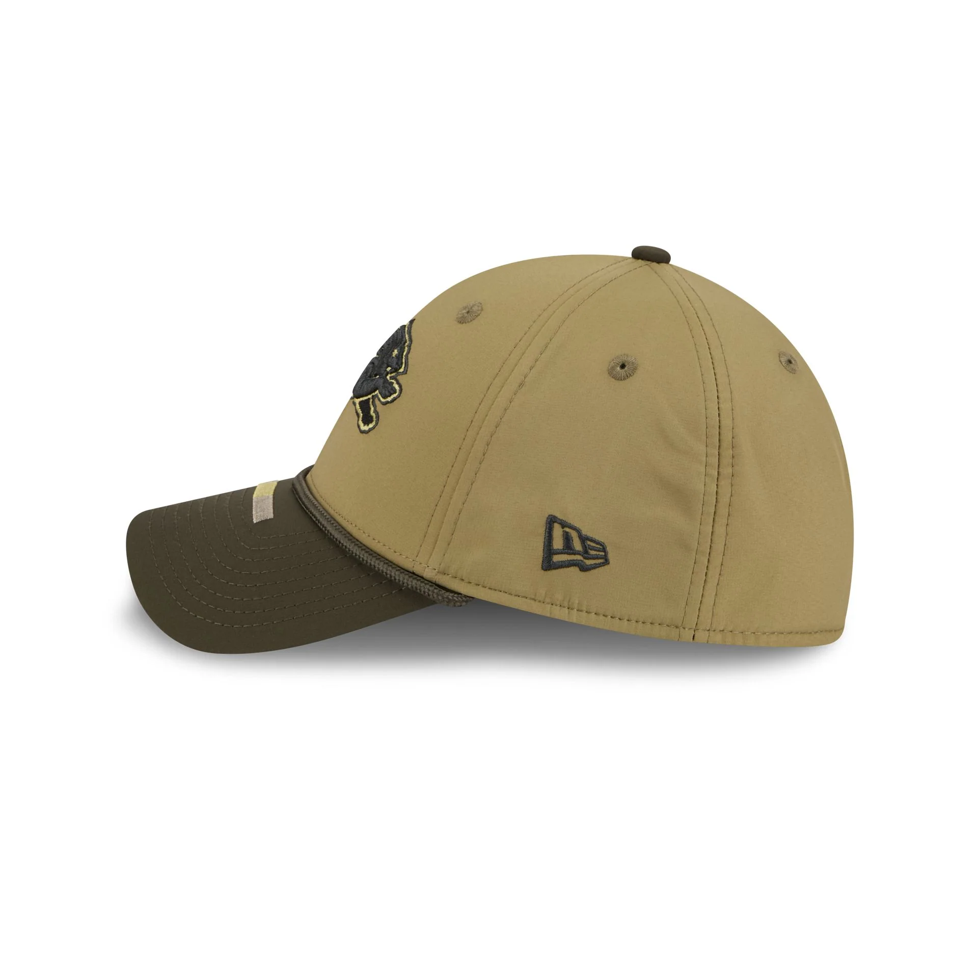 Detroit Lions 2025 Salute to Service 39THIRTY Stretch Fit Hat - Image 5