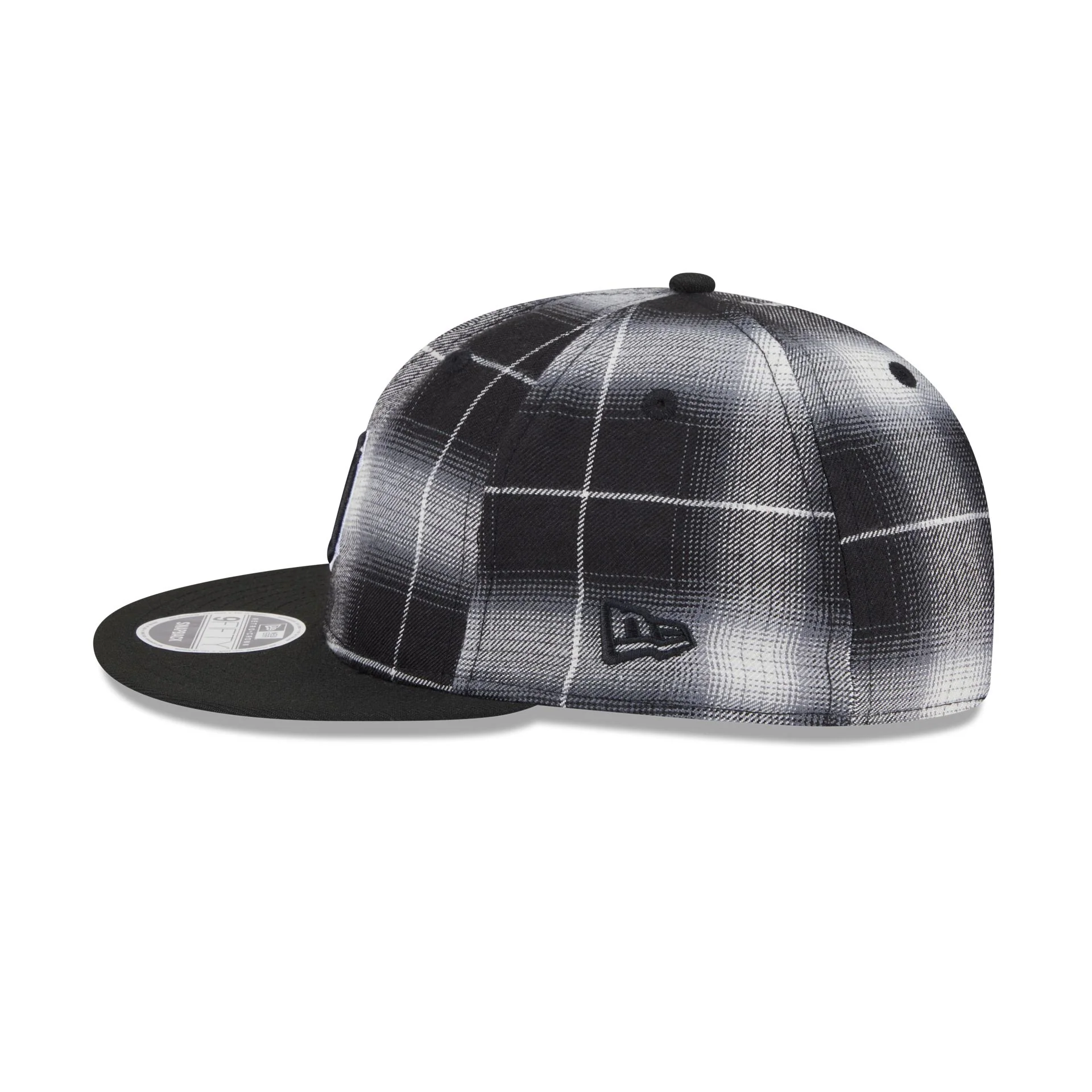 Detroit Tigers Black and White Plaid Retro Crown 9FIFTY Snapback Hat - Image 4