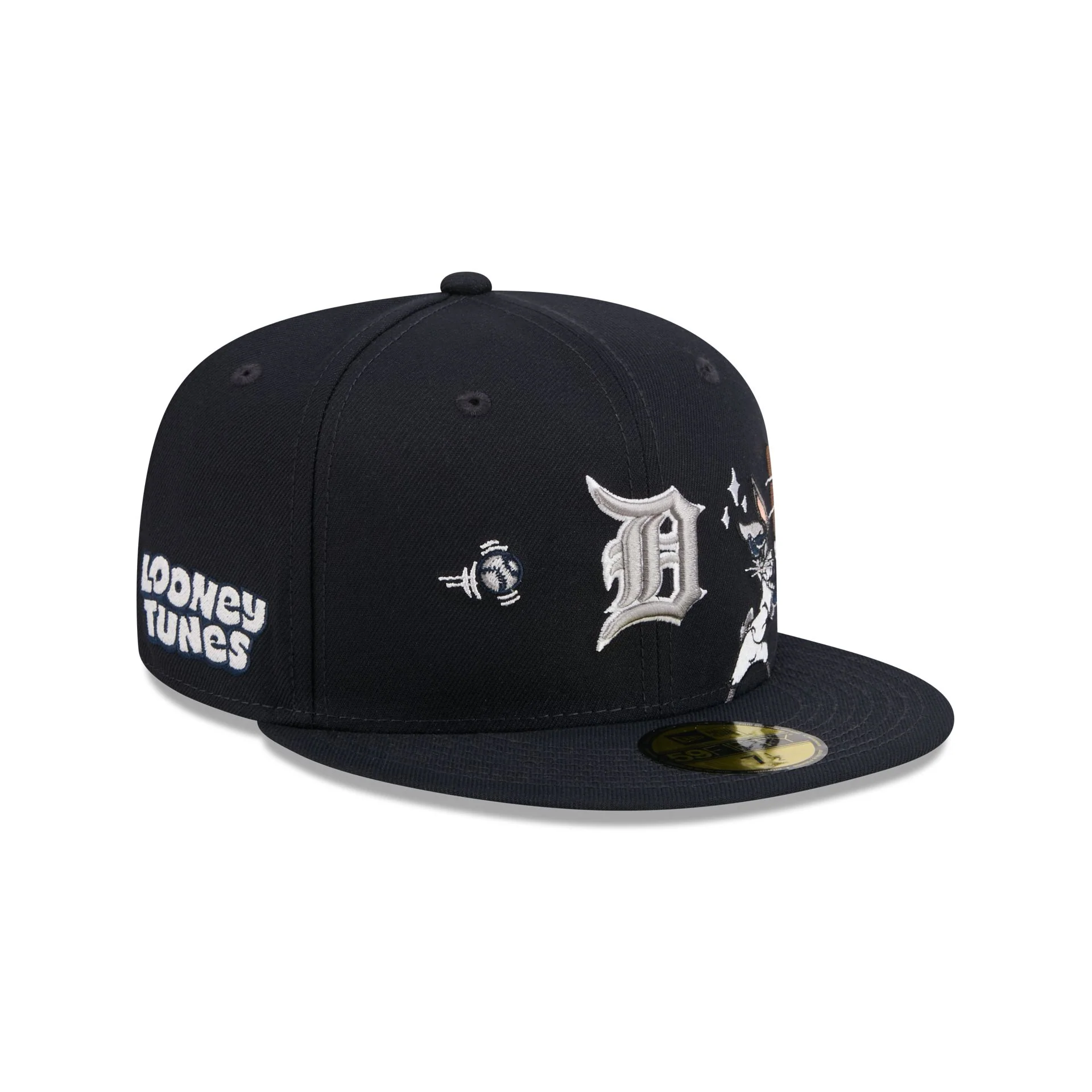 Detroit Tigers Bugs Bunny Swing 59FIFTY Fitted Hat - Image 3