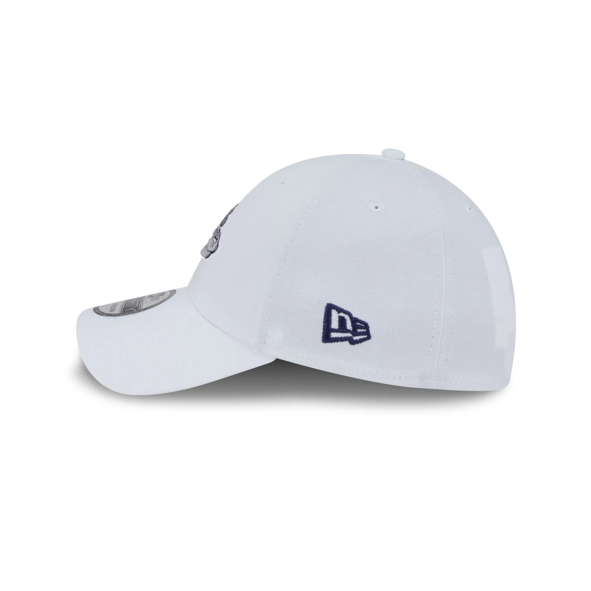 Gonzaga Bulldogs Optic White 39THIRTY Stretch Fit Hat - Image 4