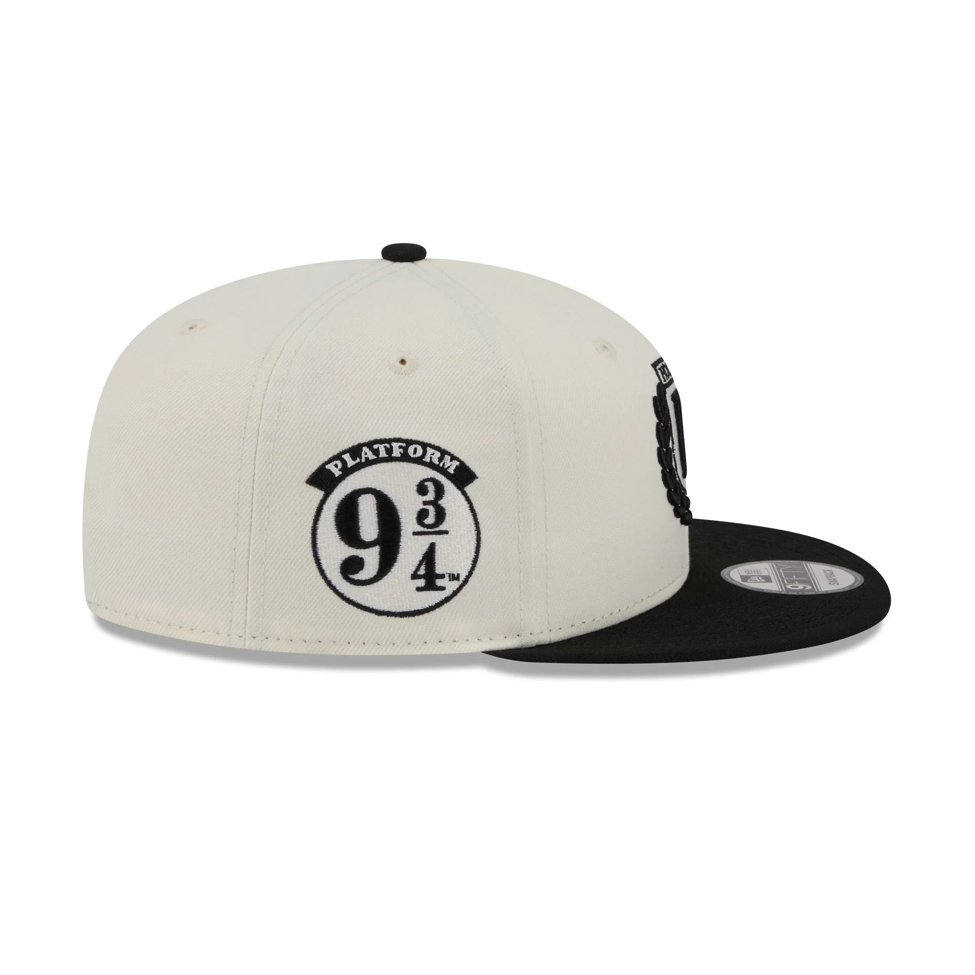 Harry Potter Hogwarts Chrome White 9FIFTY Snapback Hat - Image 4