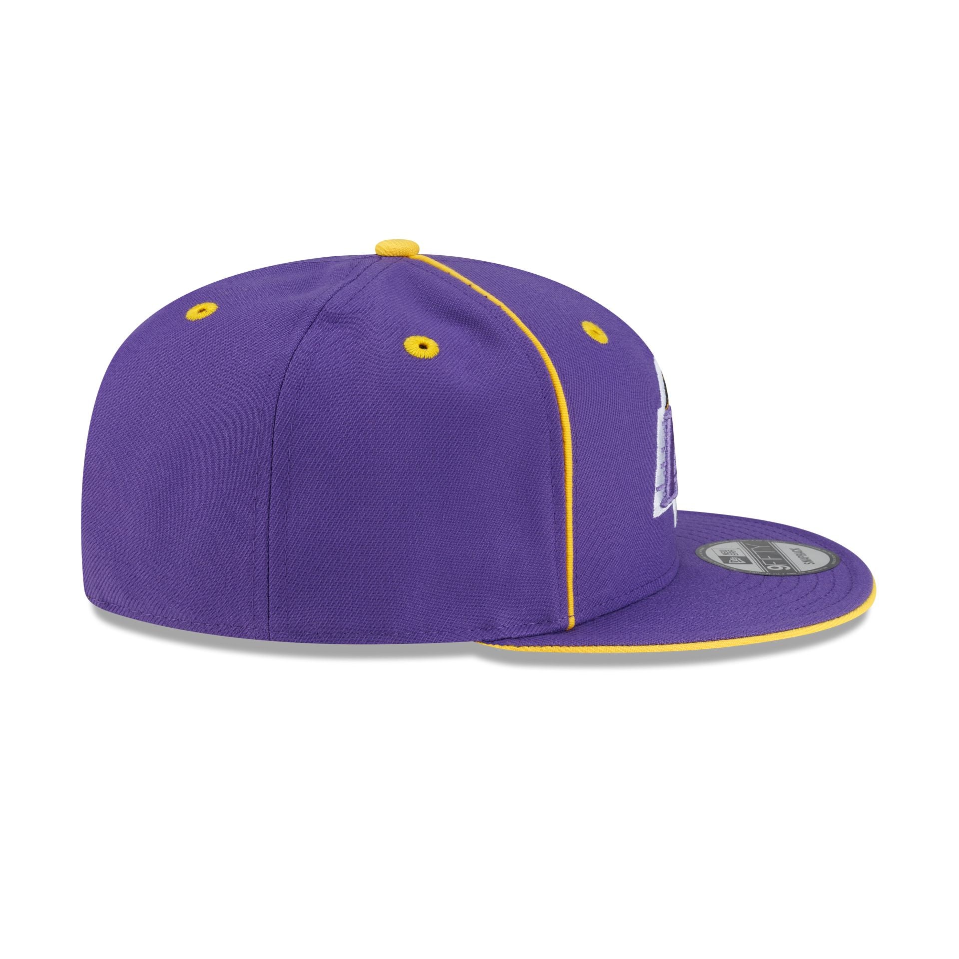 Los Angeles Lakers Hardwood Classics 2000s Flip 9FIFTY Snapback Hat - Image 5