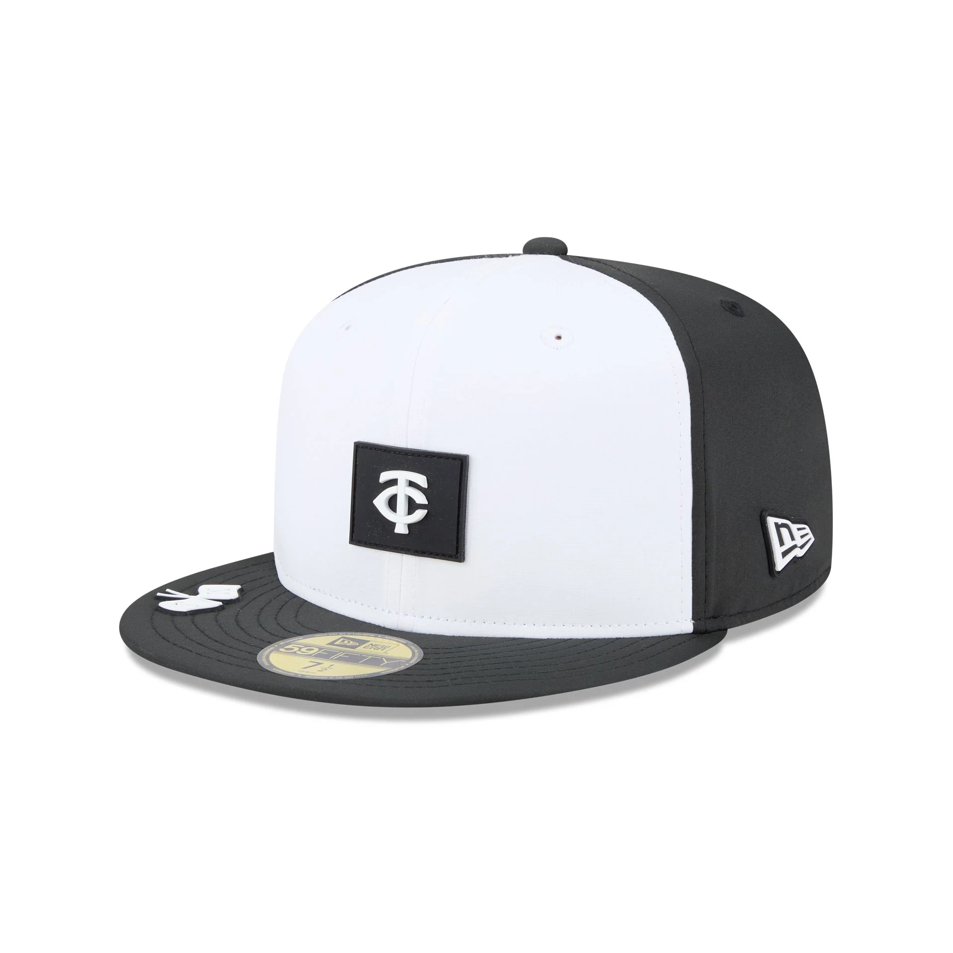 Minnesota Twins 2026 Clubhouse Black & White 59FIFTY Fitted Hat - Image 3