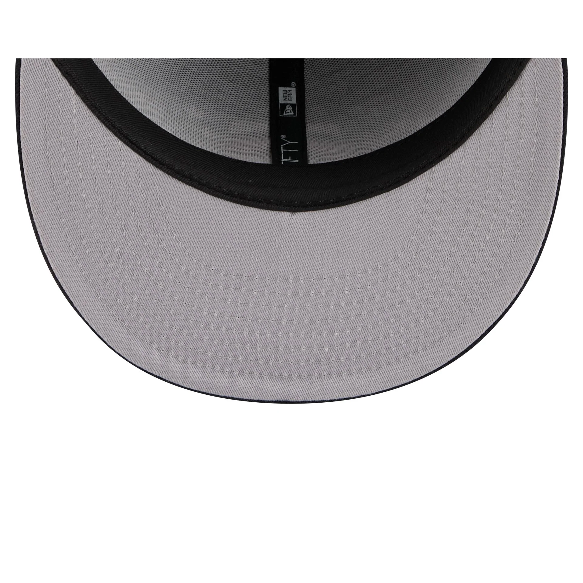 Minnesota Twins Bugs Bunny Swing 9FIFTY Snapback Hat - Image 7