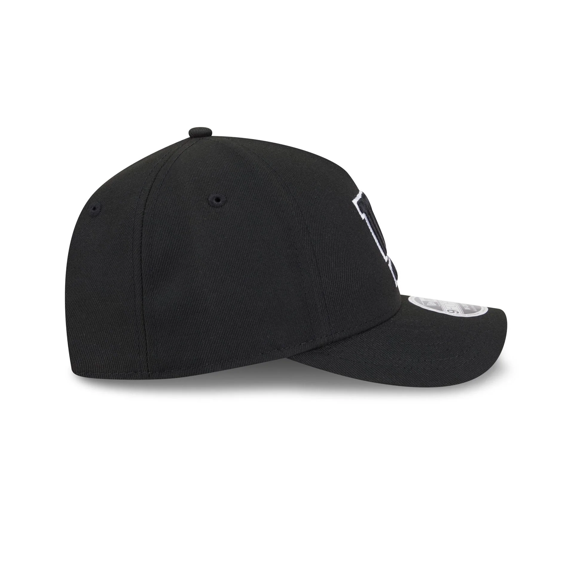 New York Giants Black & White 9FORTY M-Crown A-Frame Snapback Hat - Image 5