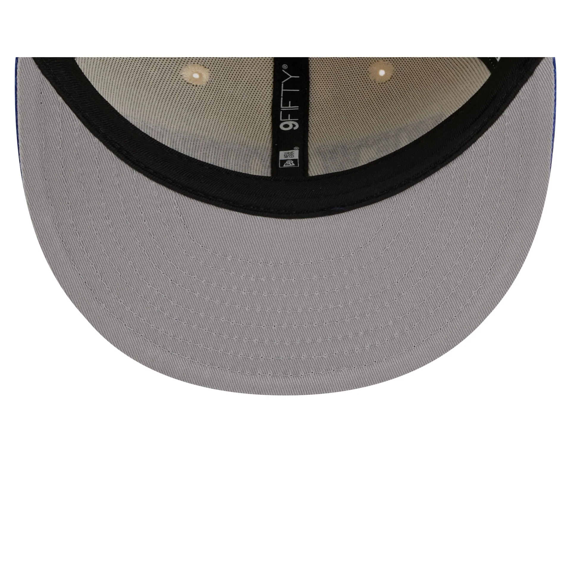 New York Knicks 2025 City Edition 9FIFTY Snapback Hat - Image 7