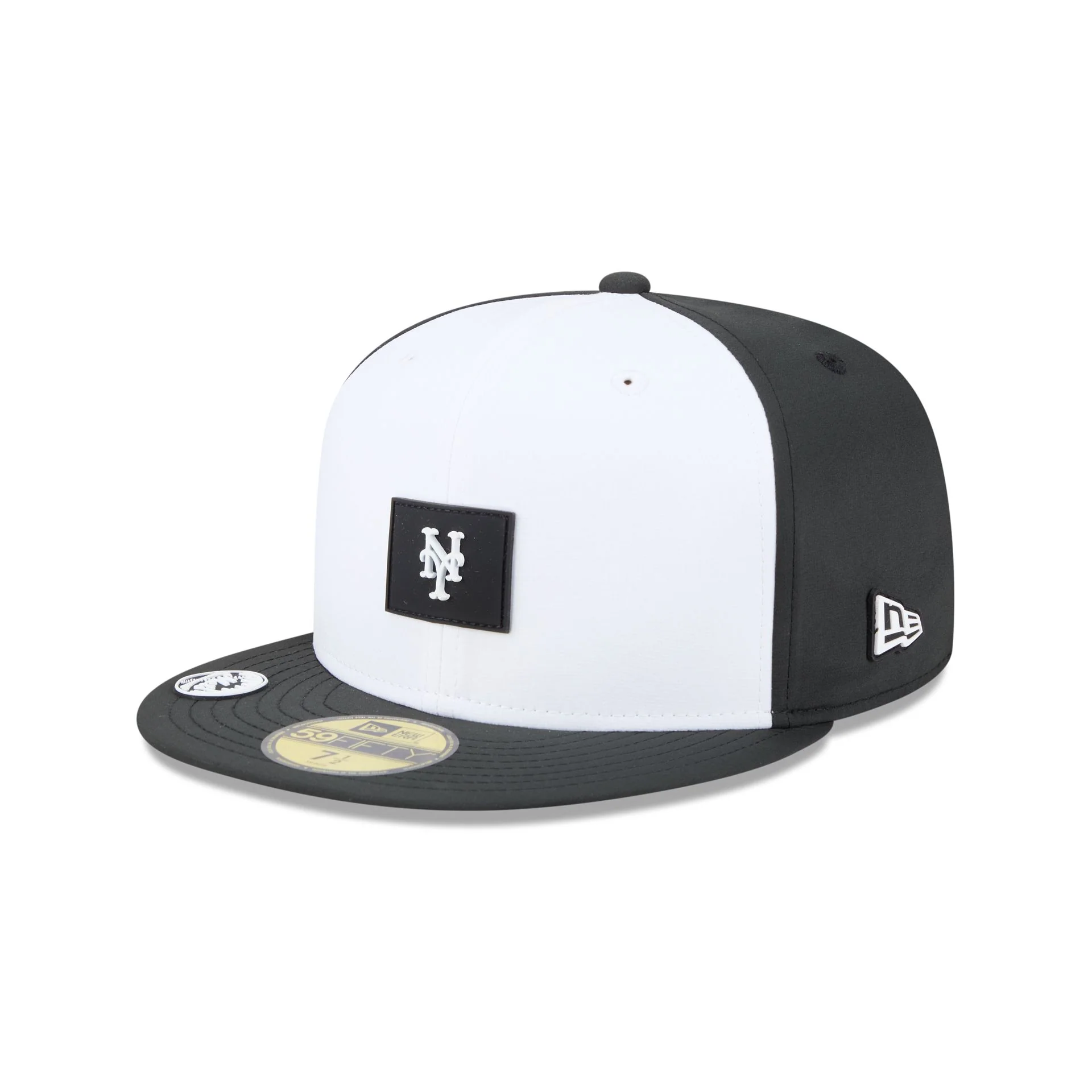 New York Mets 2026 Clubhouse Black & White 59FIFTY Fitted Hat - Image 3