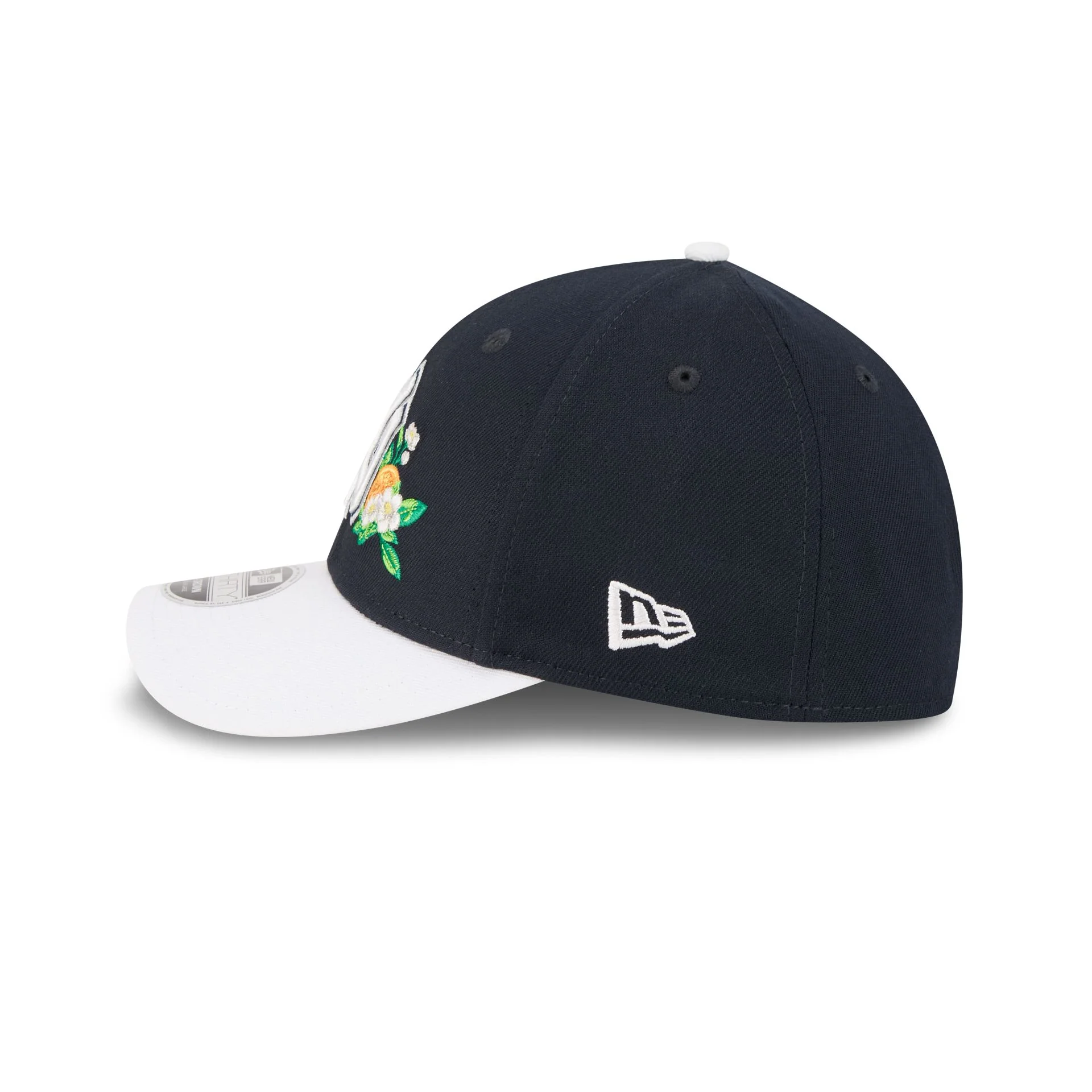 New York Yankees 2026 Spring Training 39THIRTY M-Crown Stretch Fit Hat - Image 5