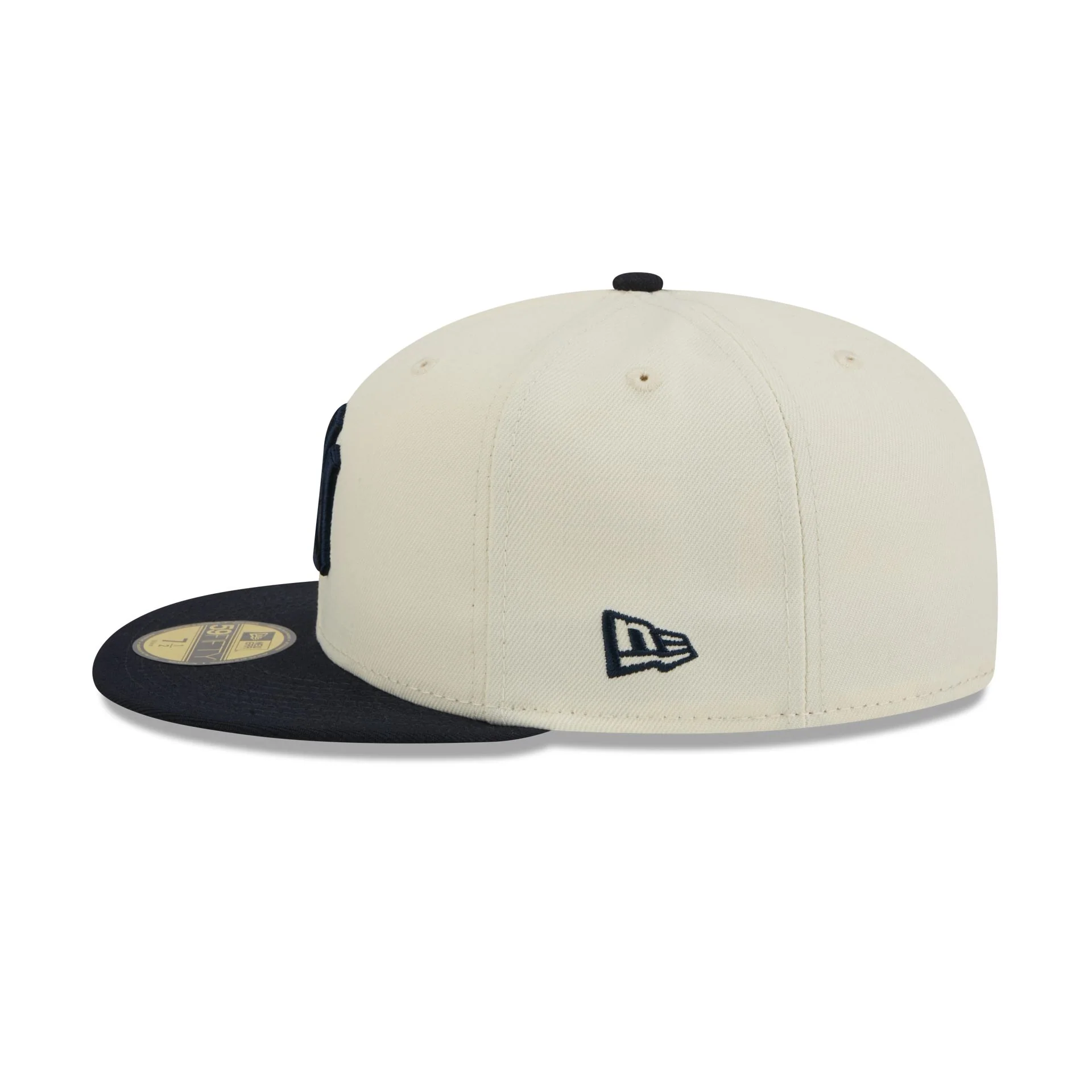 New York Yankees Chrome White Basic 59FIFTY Fitted Hat - Image 4