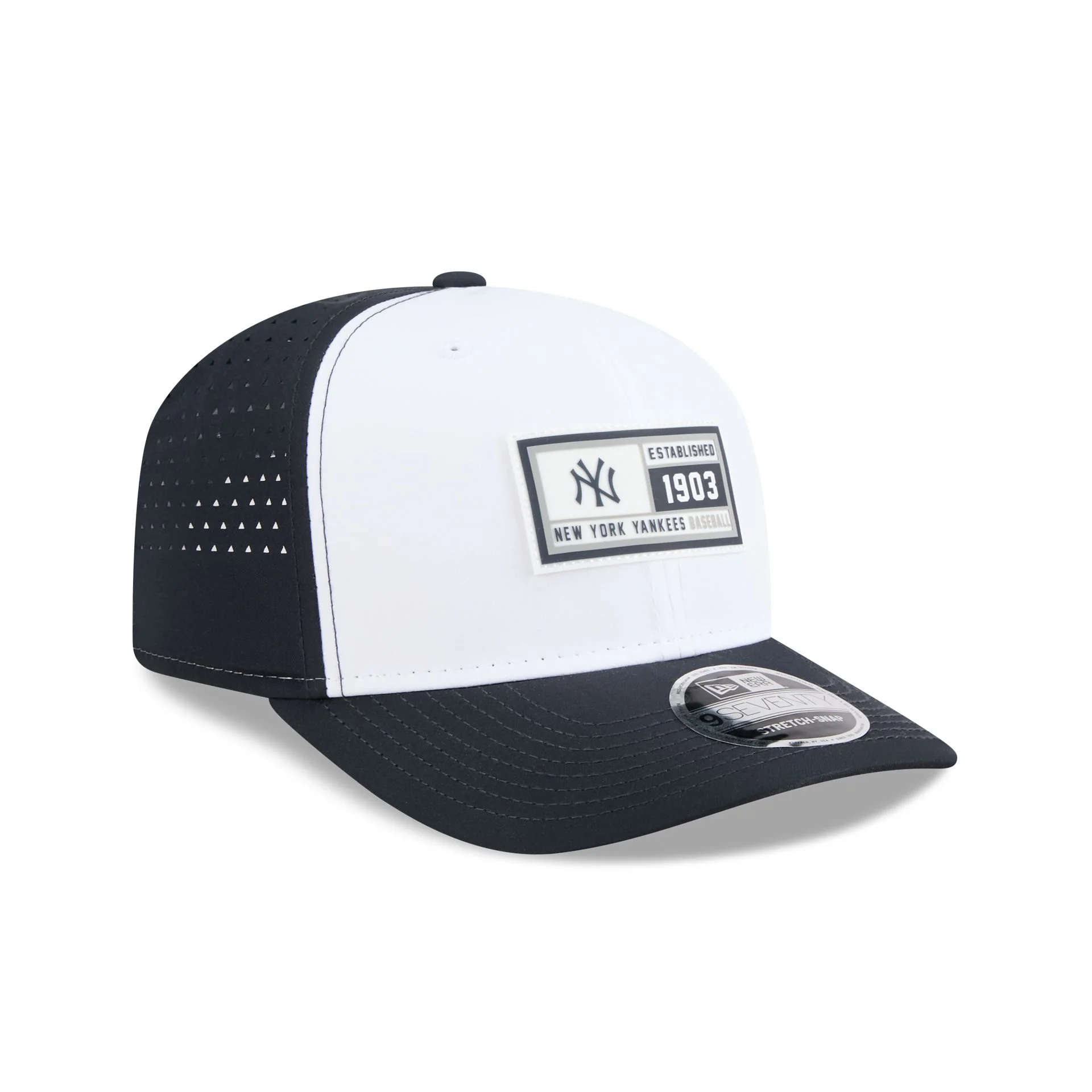 New York Yankees Est. Patch 9SEVENTY Stretch-Snap Hat - Image 3