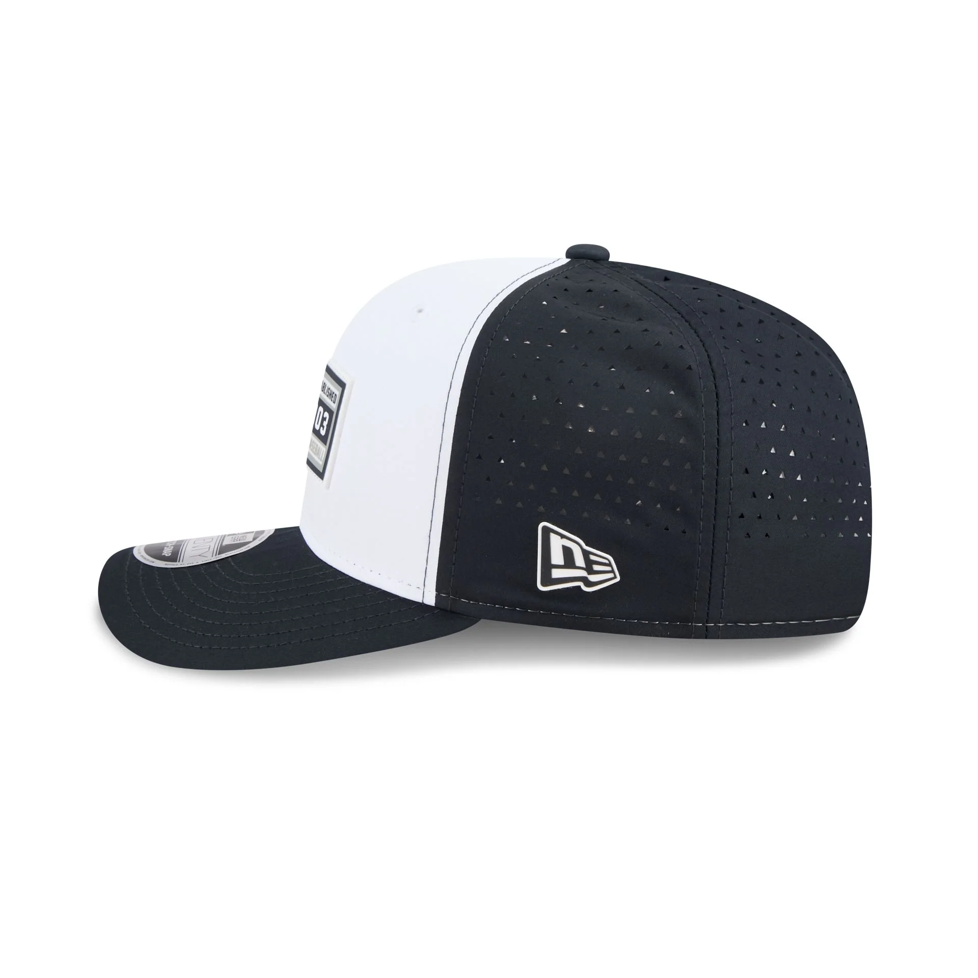 New York Yankees Est. Patch 9SEVENTY Stretch-Snap Hat - Image 4