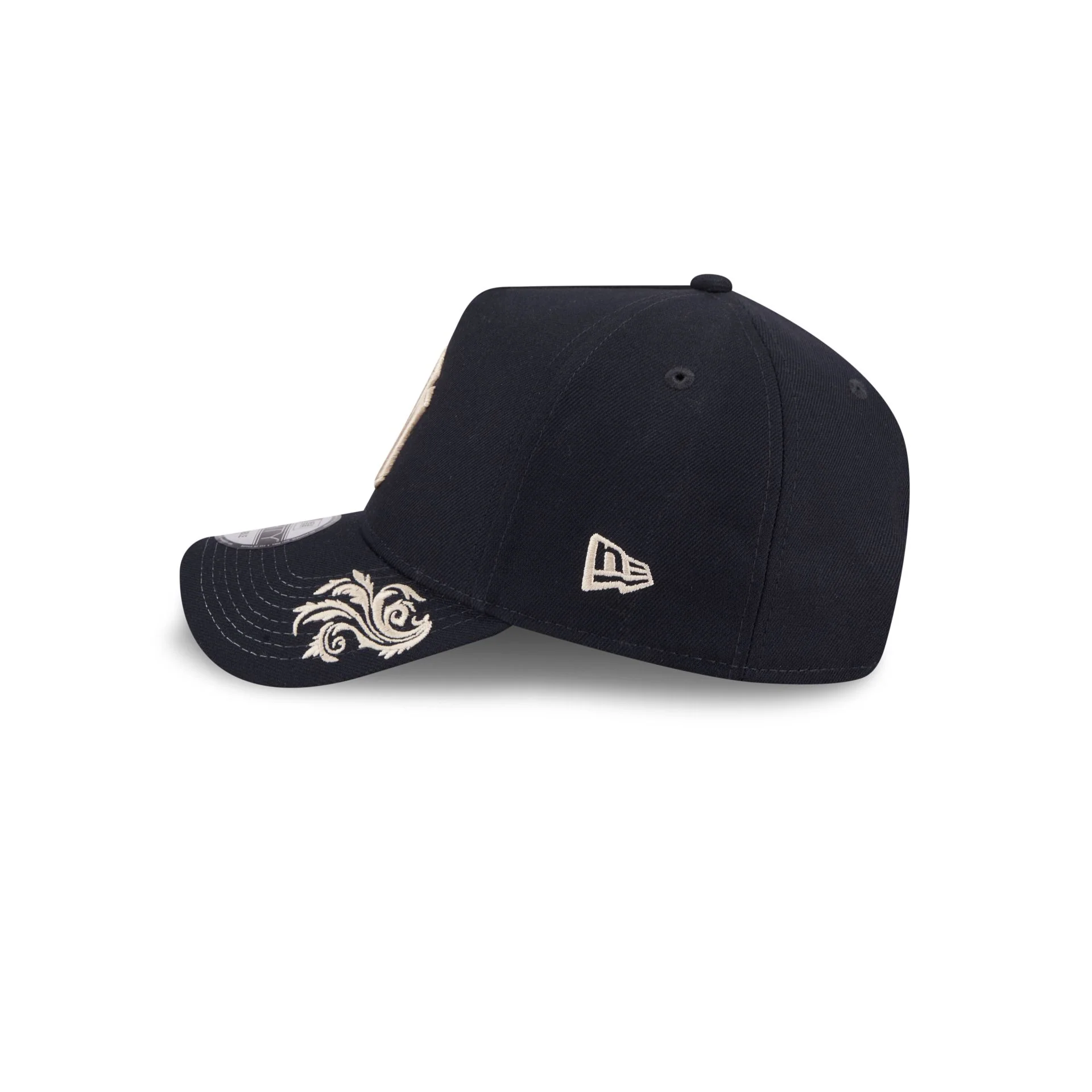 New York Yankees Script 9FORTY A-Frame Snapback Hat - Image 5