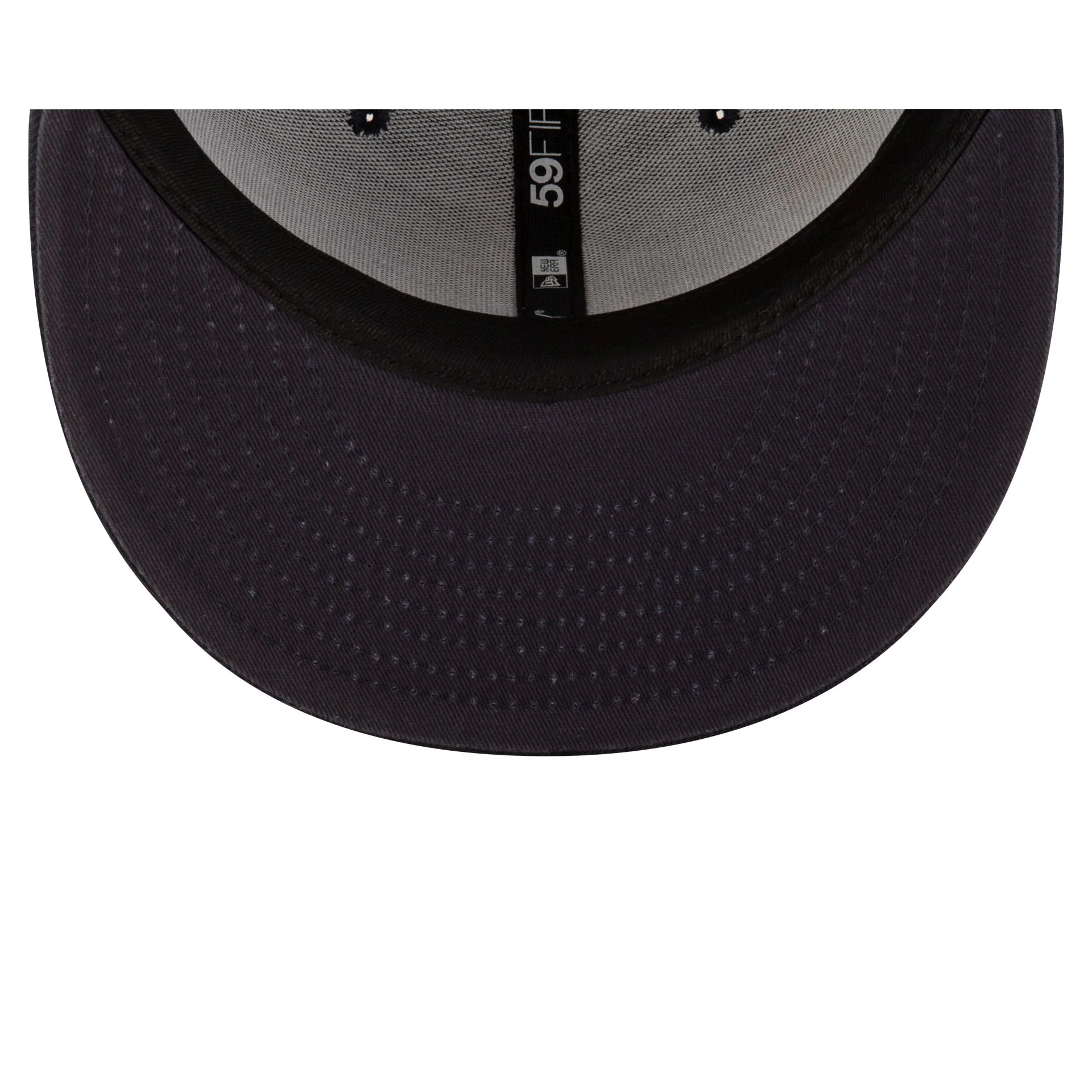 New York or Nowhere x New York Yankees Navy Logo 59FIFTY Fitted Hat - Image 7