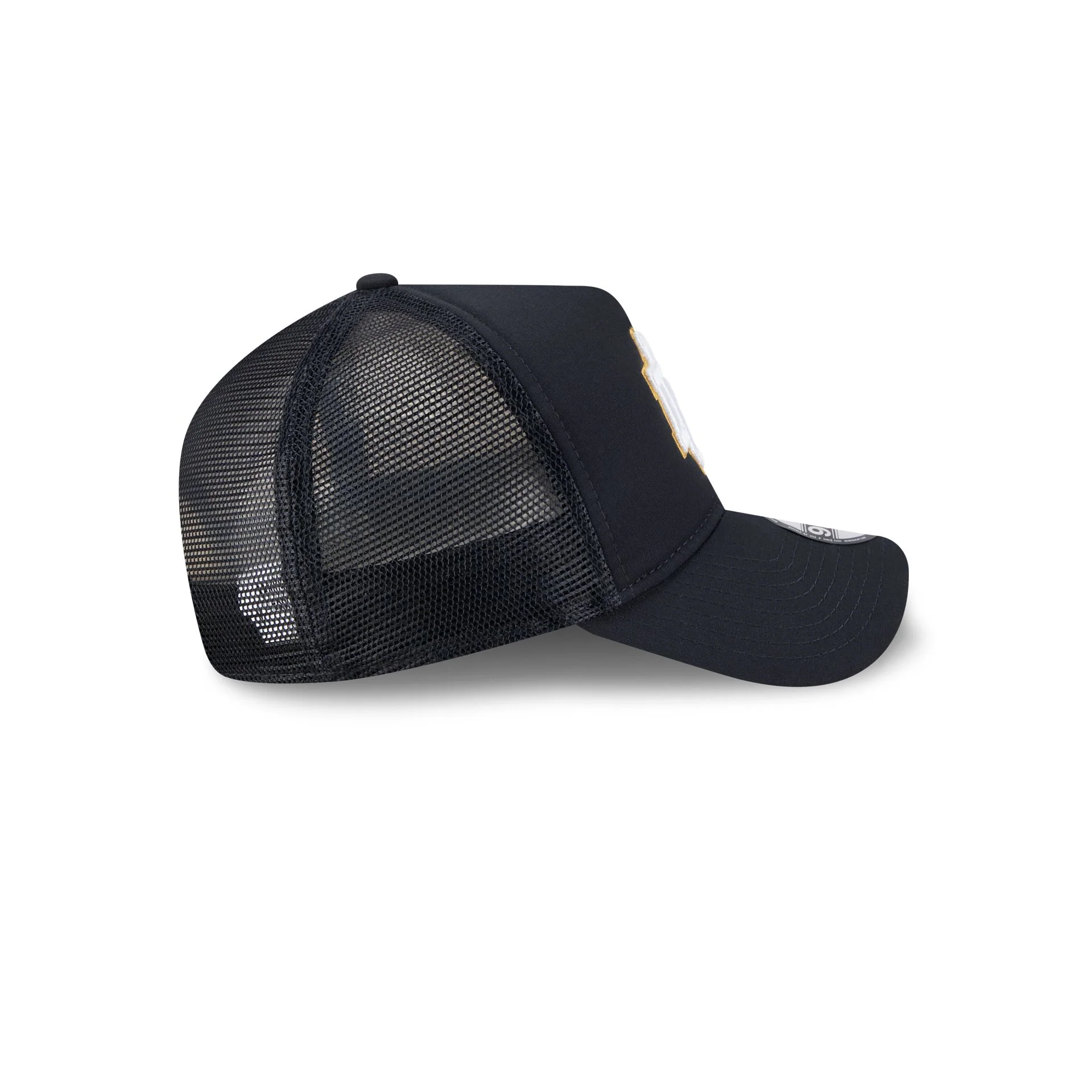 Notre Dame Fighting Irish Go-To 9FORTY A-Frame Trucker Hat - Image 5