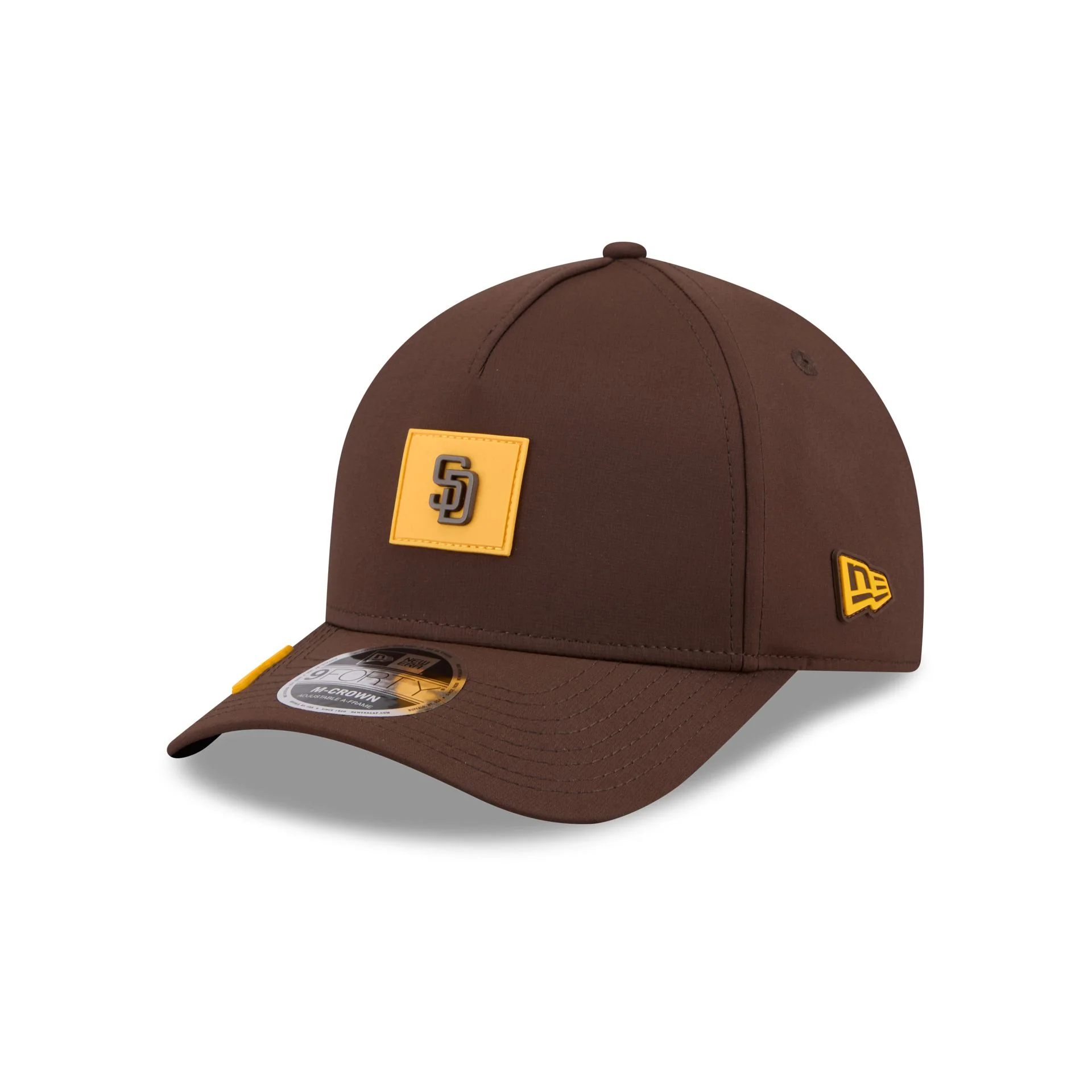 San Diego Padres 2026 Clubhouse 9FORTY M-Crown A-Frame Snapback Hat - Image 3