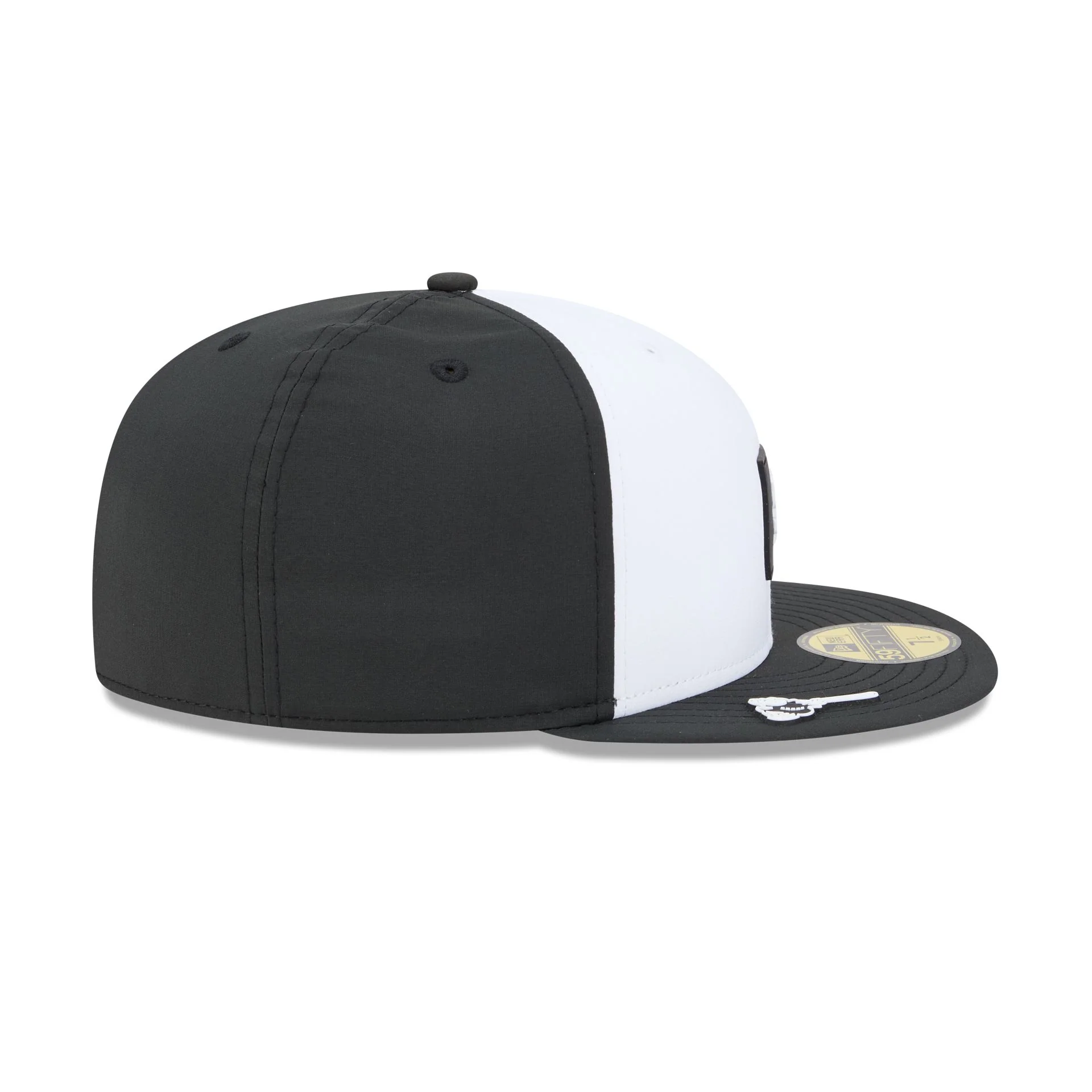 San Diego Padres 2026 Clubhouse Black & White 59FIFTY Fitted Hat - Image 4