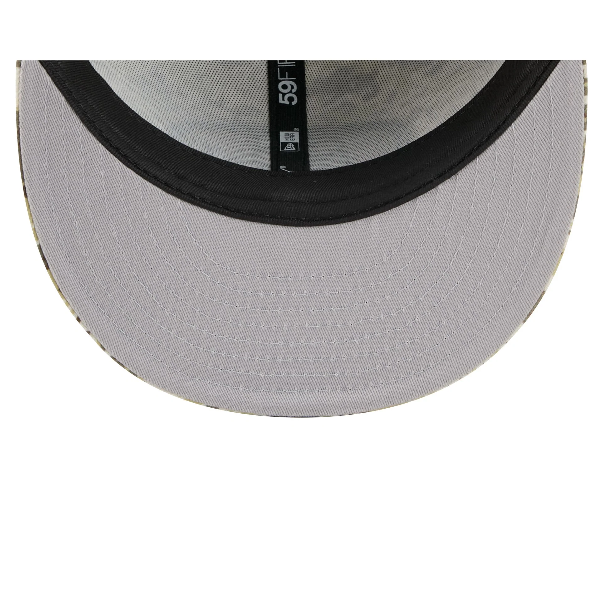 San Francisco 49ers 2025 Salute to Service Fan Gear 59FIFTY Fitted Hat - Image 7