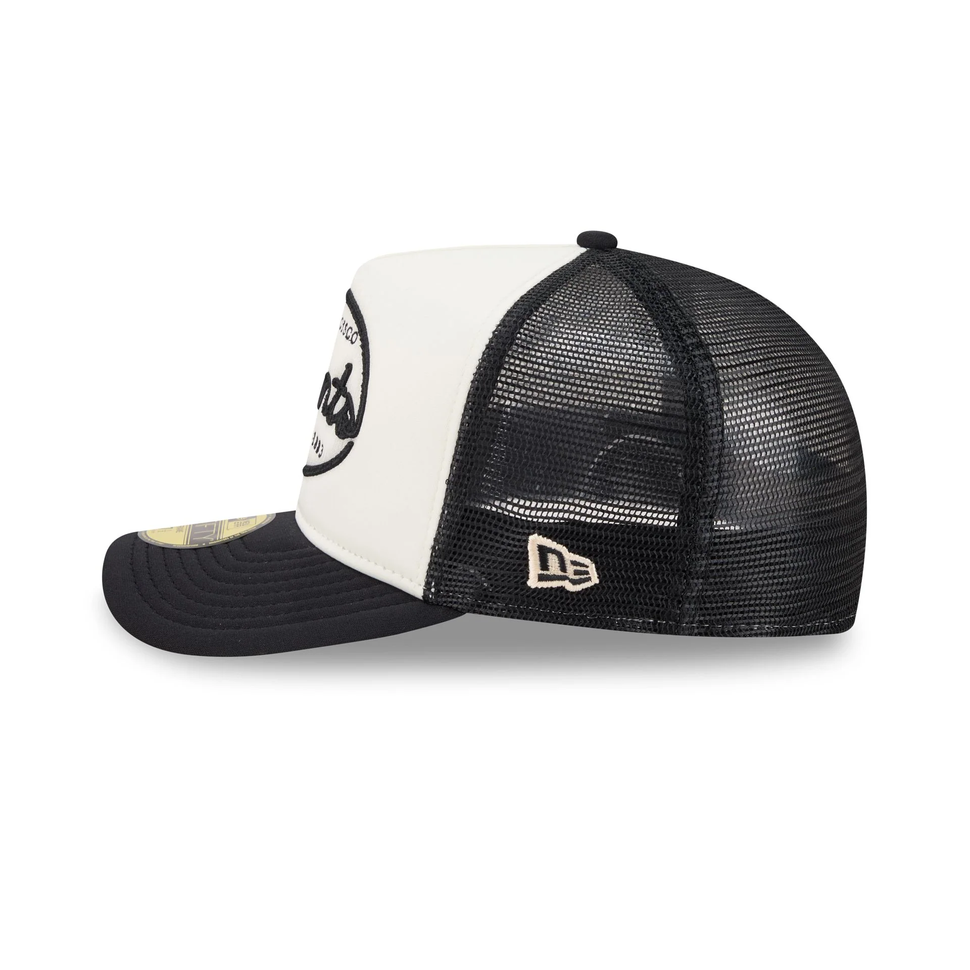 San Francisco Giants Chrome 59FIFTY Fitted Trucker Hat - Image 4