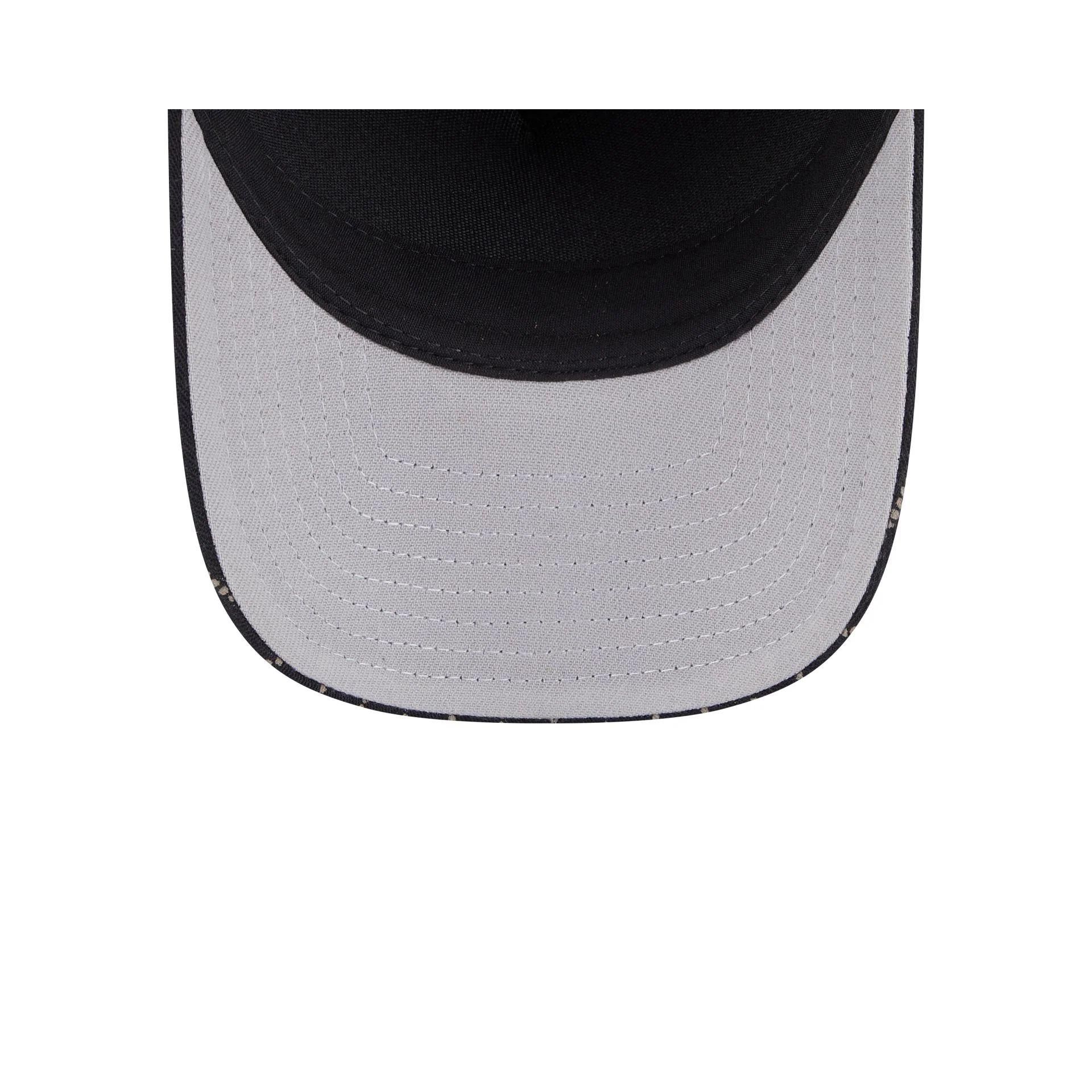 San Francisco Giants Dotted Pinstripe 9FORTY M-Crown A-Frame Adjustable Hat - Image 7