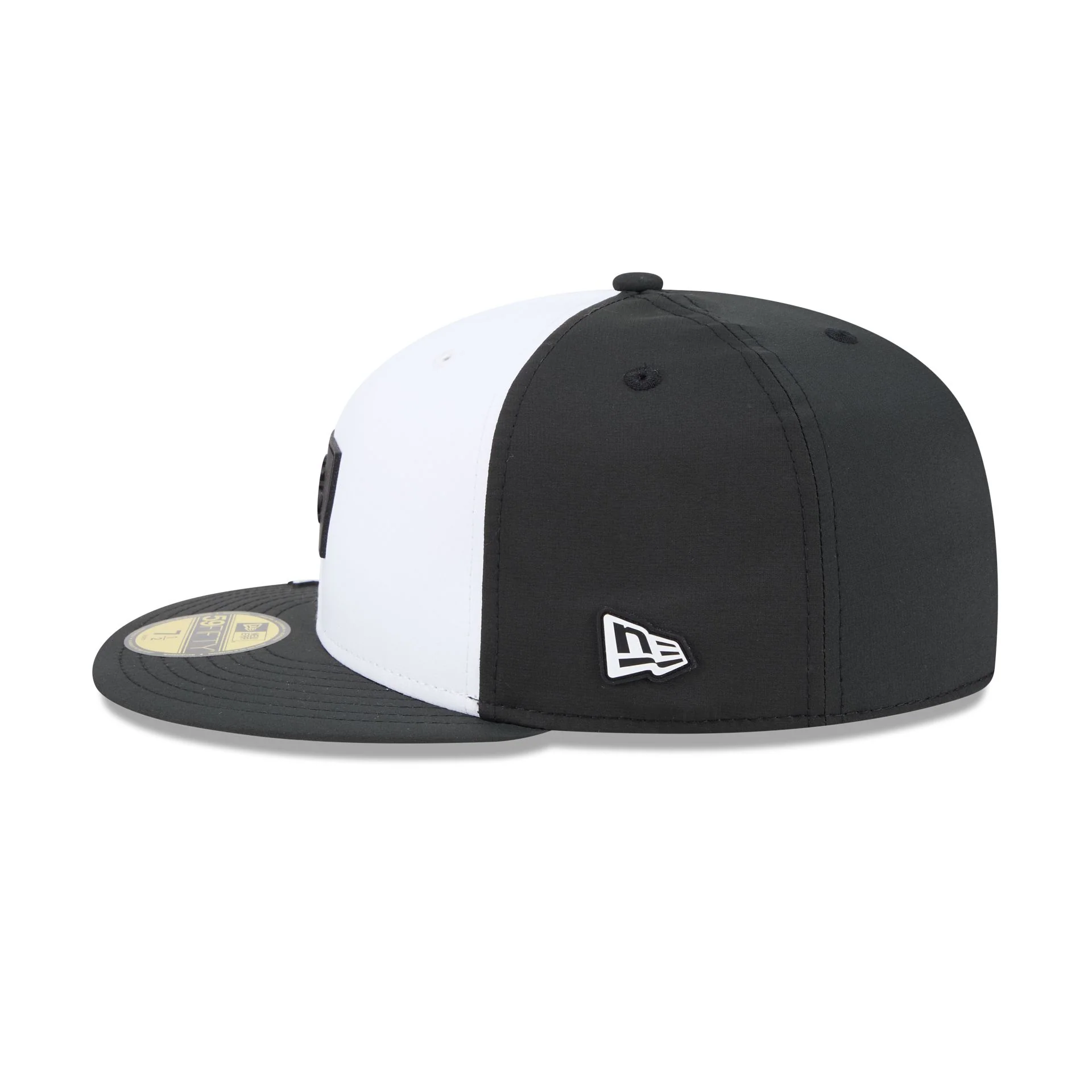 St. Louis Cardinals 2026 Clubhouse Black & White 59FIFTY Fitted Hat - Image 5