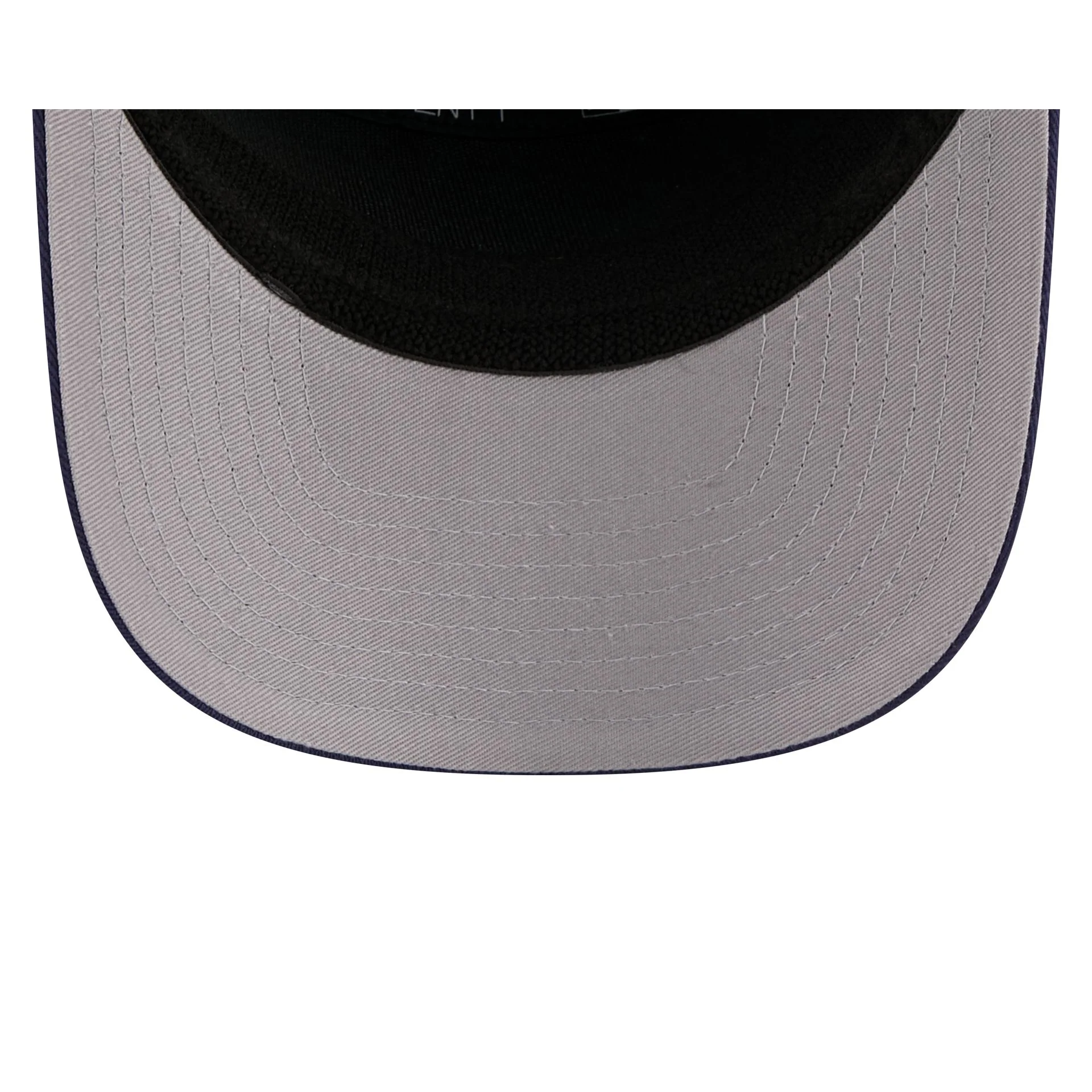 Toronto Maple Leafs Split Panel 9SEVENTY Stretch-Snap Hat - Image 7