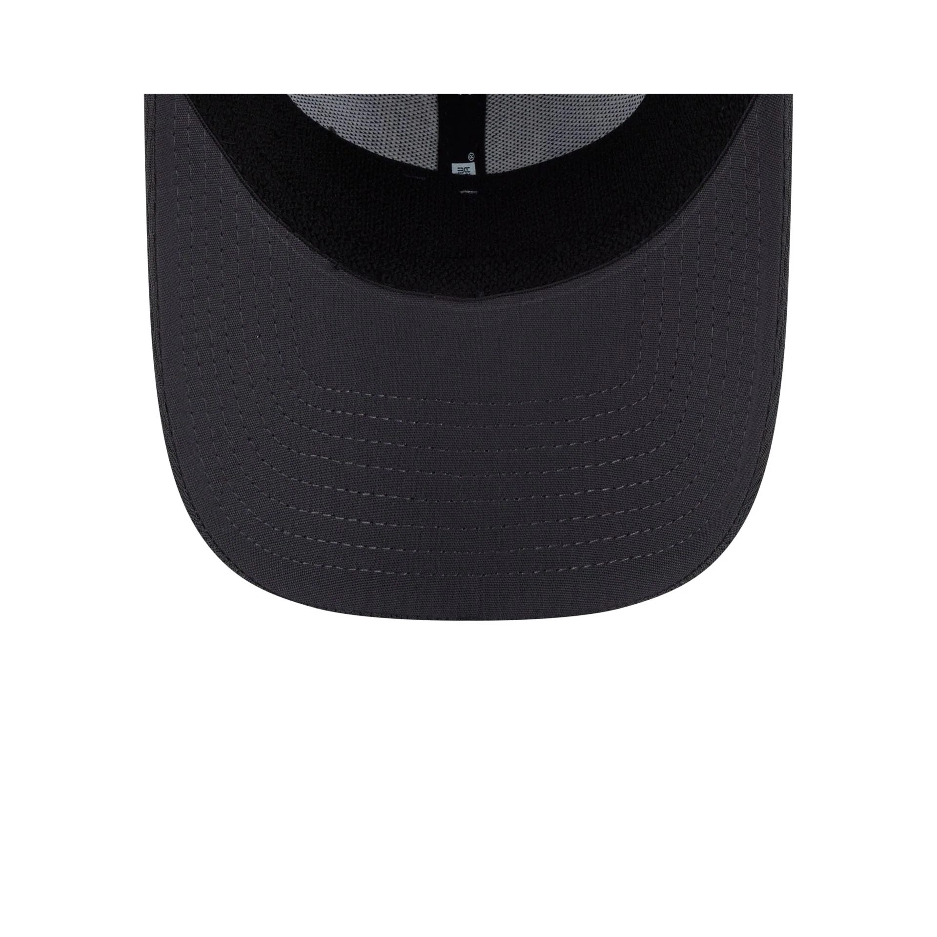 Vegas Golden Knights Gray 39THIRTY Stretch Fit Hat - Image 7